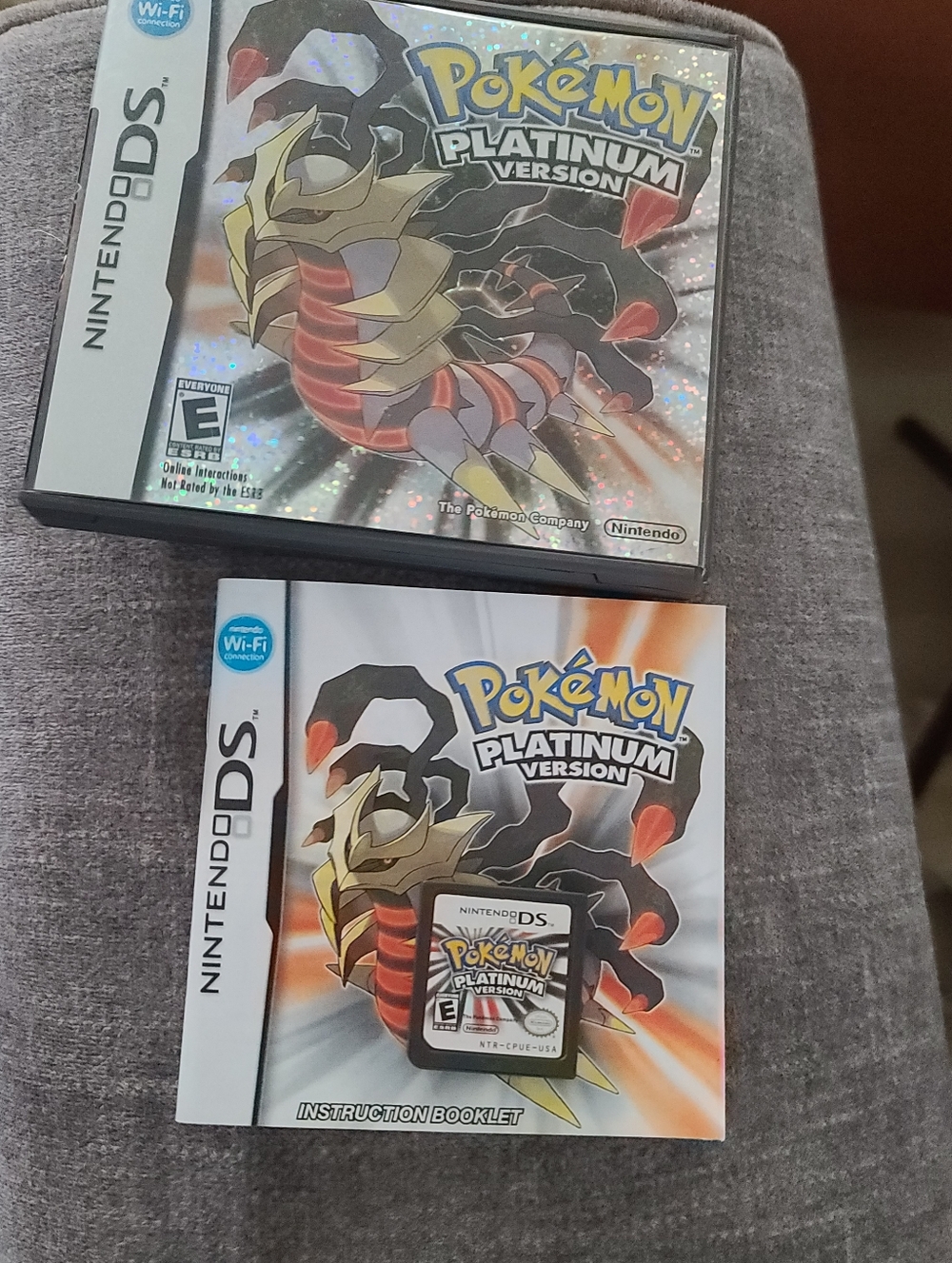 Nintendo Pokémon Platinum Version Nintendo DS Complete With Case And Manual